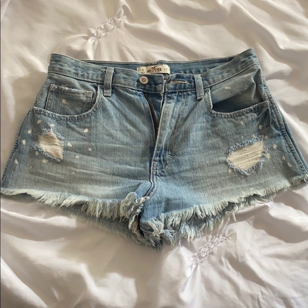 Distressed jean shorts by Hollister size 27